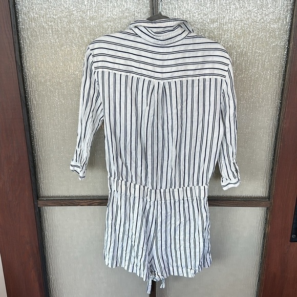 Milly ADD TO HEARTS
Striped Charlie Romper size large - Picture 12 of 12